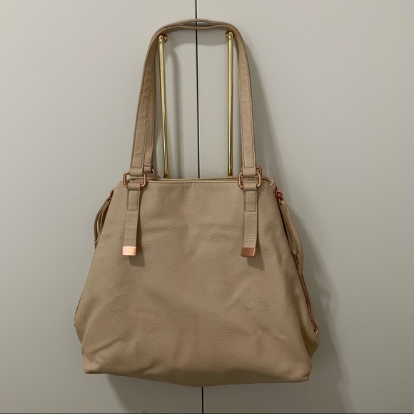 Banana Republic Handbags - Banana Republic Bag